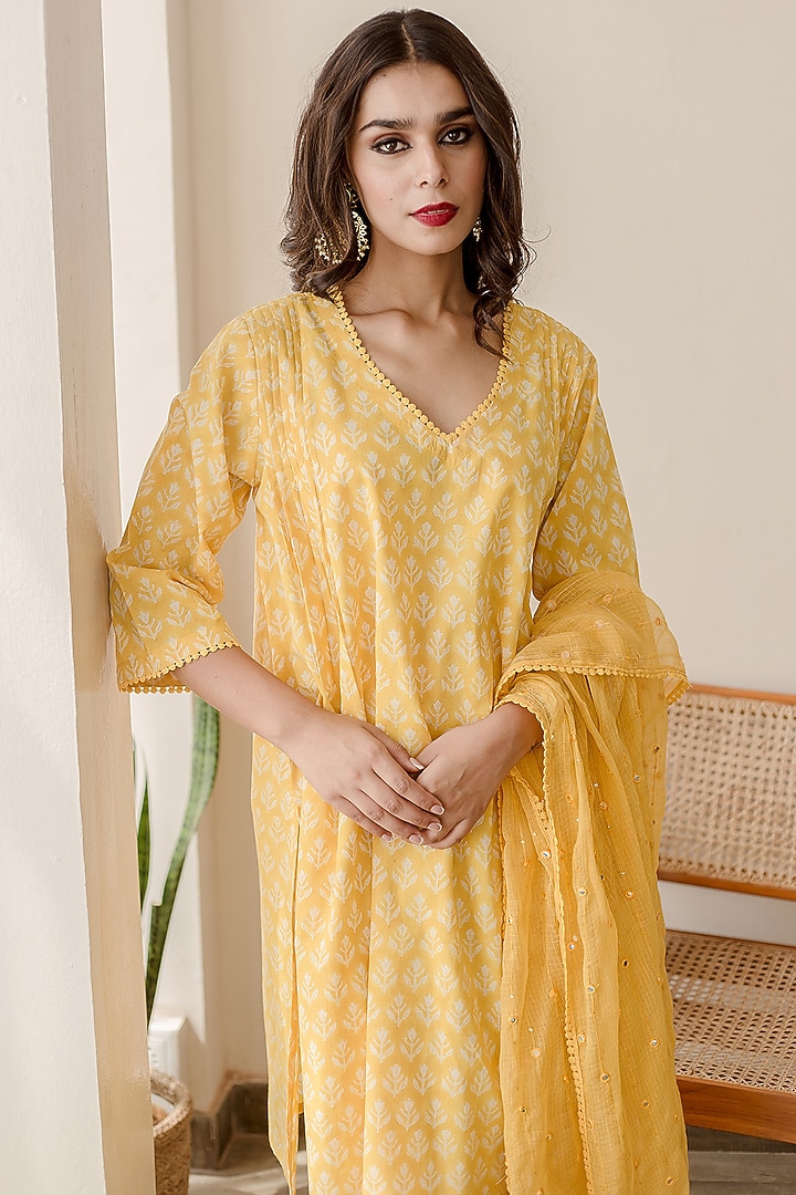 Butter Yellow Pure Cotton Handcrafted Straight Kurta Set by GulaboJaipur by Saloni Panwar at Pernia's Pop Up Shop