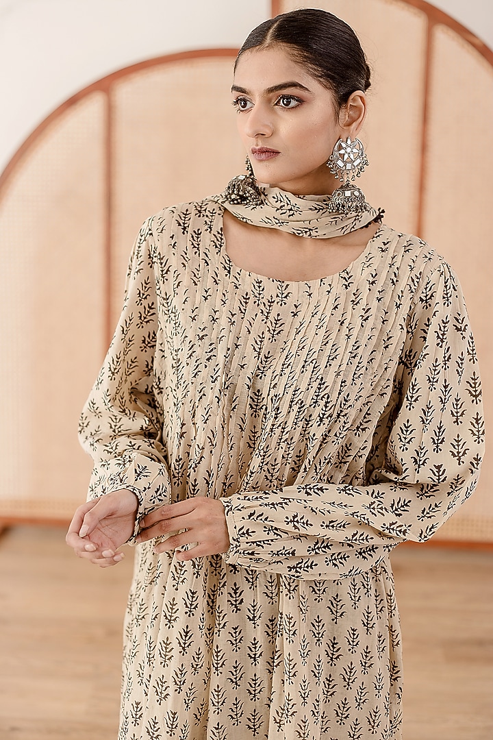 Off-White Cotton Printed Anarkali Set by GulaboJaipur by Saloni Panwar at Pernia's Pop Up Shop