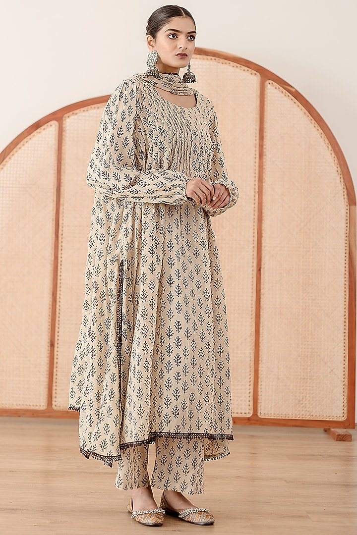 Off-White Cotton Printed Anarkali Set by GulaboJaipur by Saloni Panwar at Pernia's Pop Up Shop