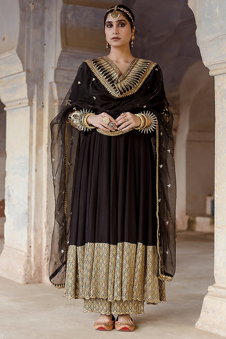 Black Embroidered Party Wear Anarkali Set by GulaboJaipur by Saloni Panwar at Pernia's Pop Up Shop