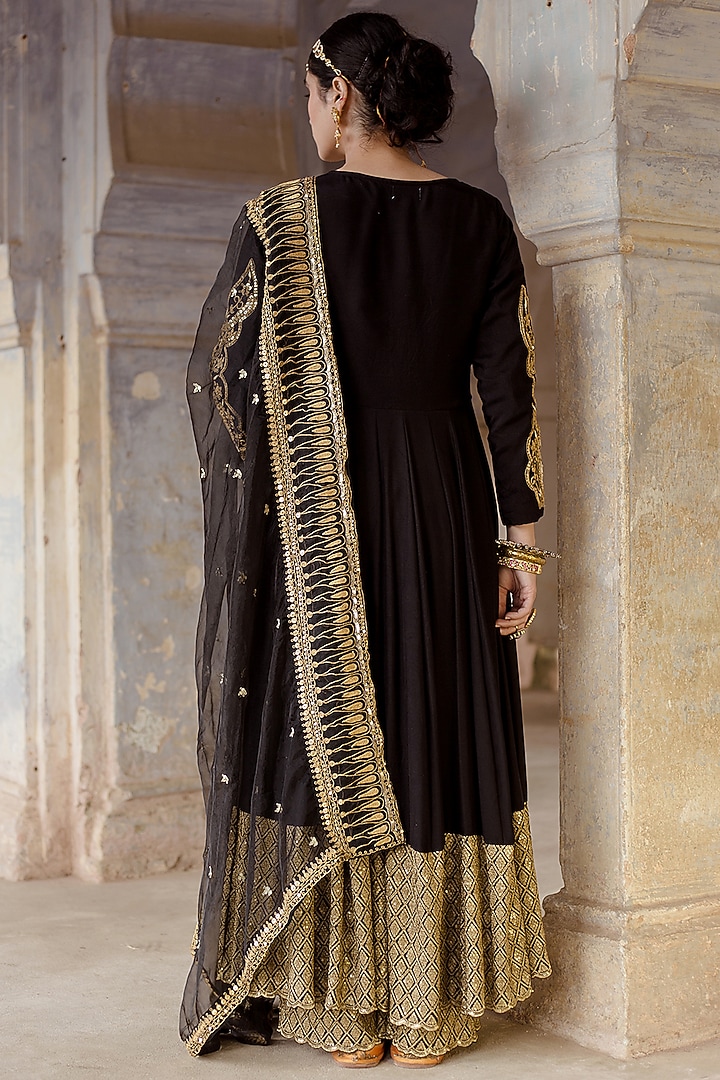 Black Embroidered Party Wear Anarkali Set by GulaboJaipur by Saloni Panwar at Pernia's Pop Up Shop