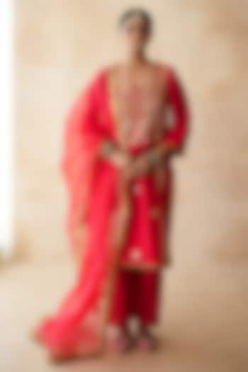 Red Chanderi Zardosi Embroidered Straight Kurta Set by GulaboJaipur by Saloni Panwar at Pernia's Pop Up Shop