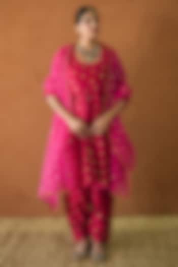 Red Chanderi Aari Embroidered Anarkali Set by GulaboJaipur by Saloni Panwar at Pernia's Pop Up Shop