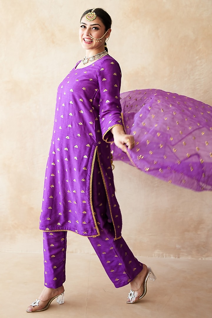 Purple Chanderi Aari Embroidered Kurta Set by GulaboJaipur by Saloni Panwar at Pernia's Pop Up Shop