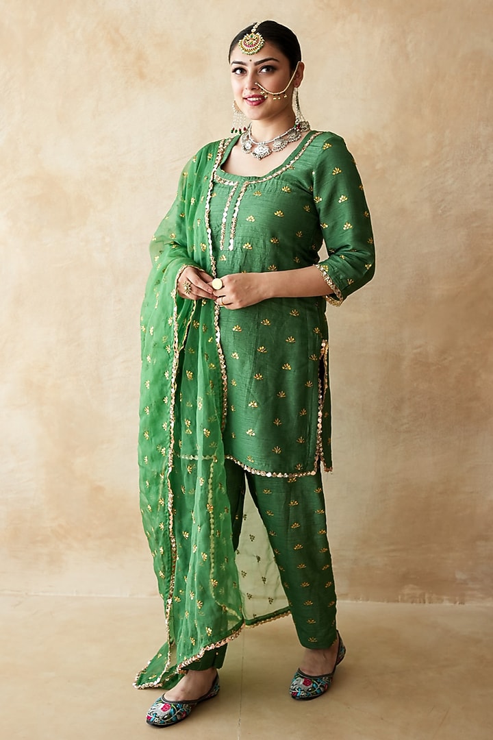 Green Chanderi Handwork Kurta Set by GulaboJaipur by Saloni Panwar at Pernia's Pop Up Shop