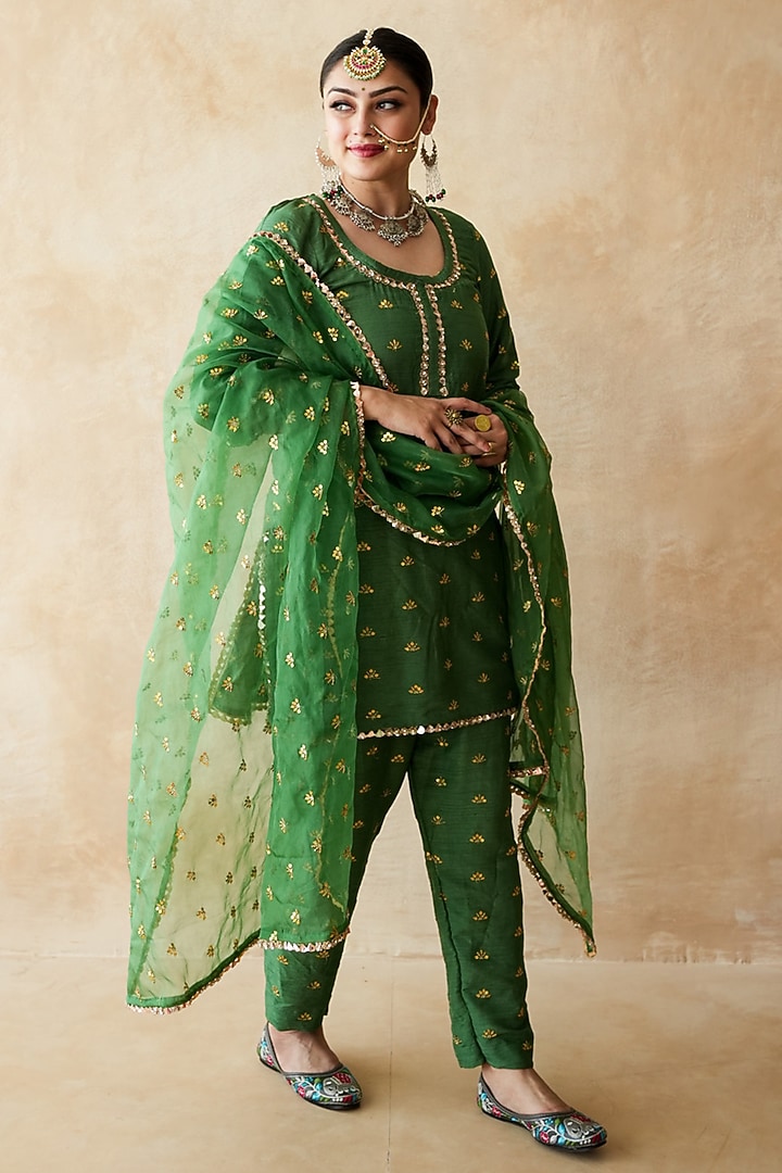 Green Chanderi Handwork Kurta Set by GulaboJaipur by Saloni Panwar at Pernia's Pop Up Shop