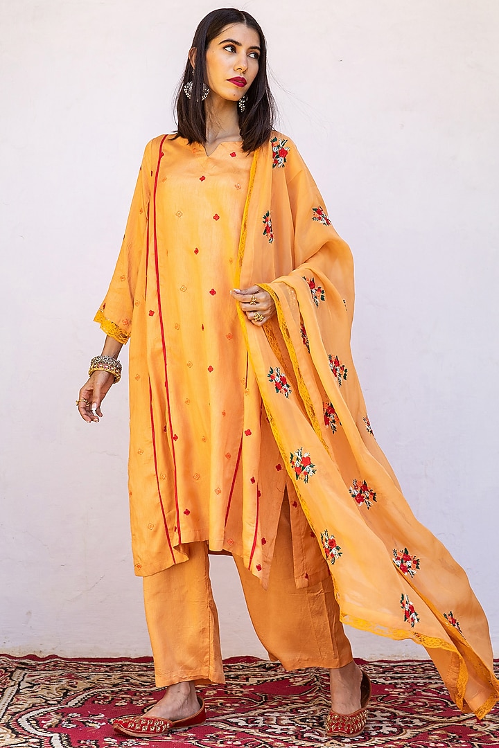 Orange Raw Silk Straight Kurta Set by GulaboJaipur by Saloni Panwar at Pernia's Pop Up Shop