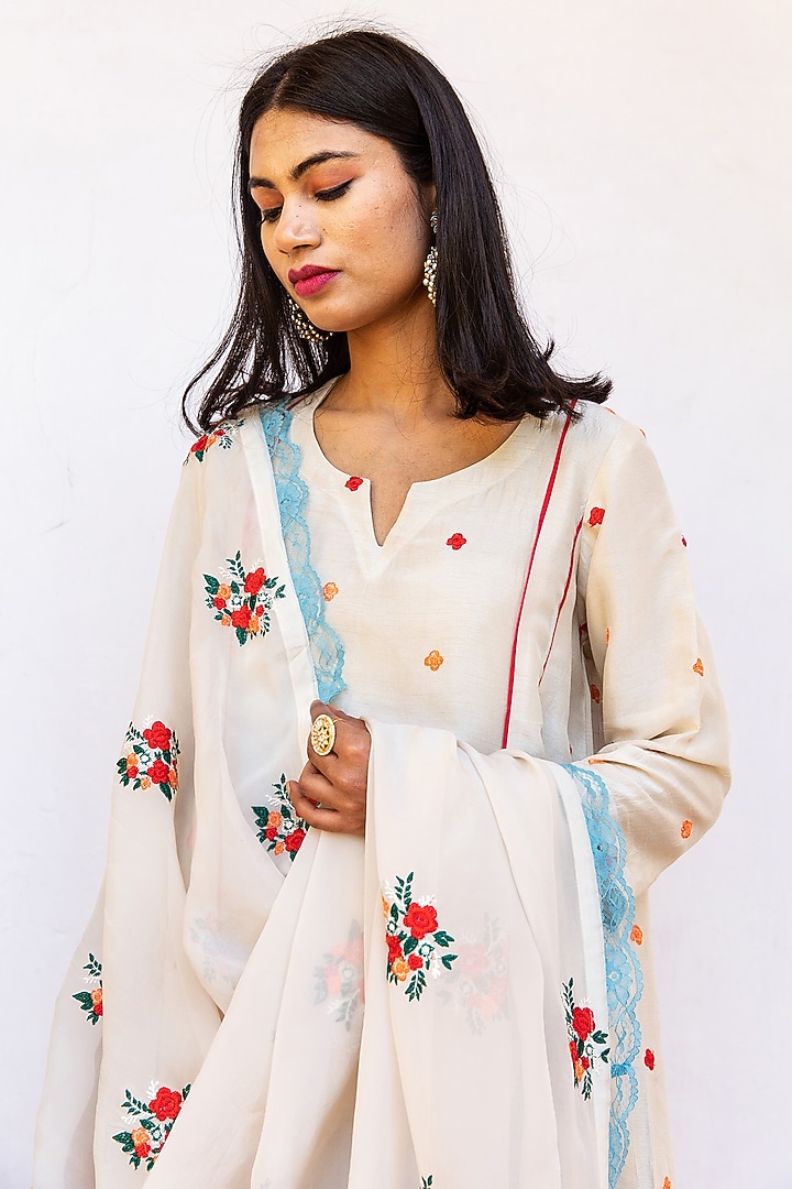 White Raw Silk Straight Kurta Set by GulaboJaipur by Saloni Panwar at Pernia's Pop Up Shop