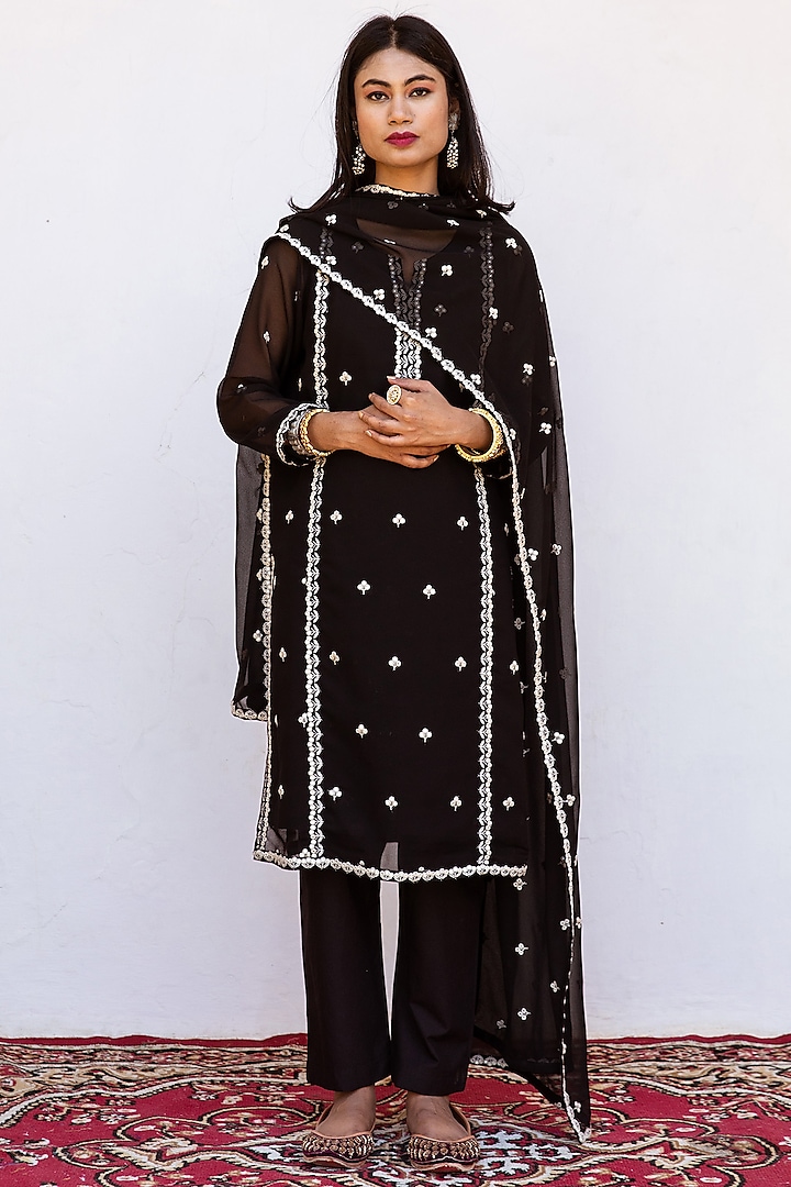 Black Machine Embroidered Straight Kurta Set by GulaboJaipur by Saloni Panwar at Pernia's Pop Up Shop