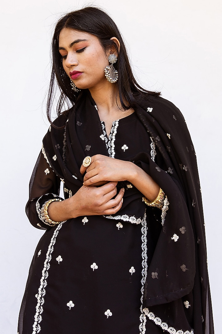 Black Machine Embroidered Straight Kurta Set by GulaboJaipur by Saloni Panwar at Pernia's Pop Up Shop