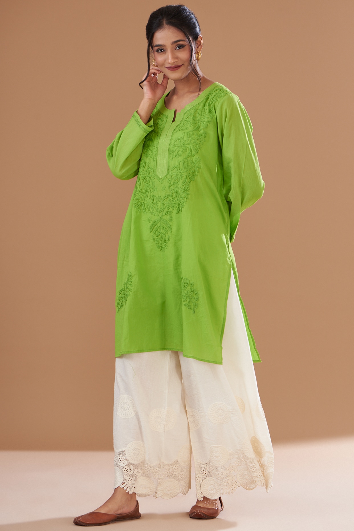 Parrot Green With Plain And Full Stitched Top – BEST SAREE