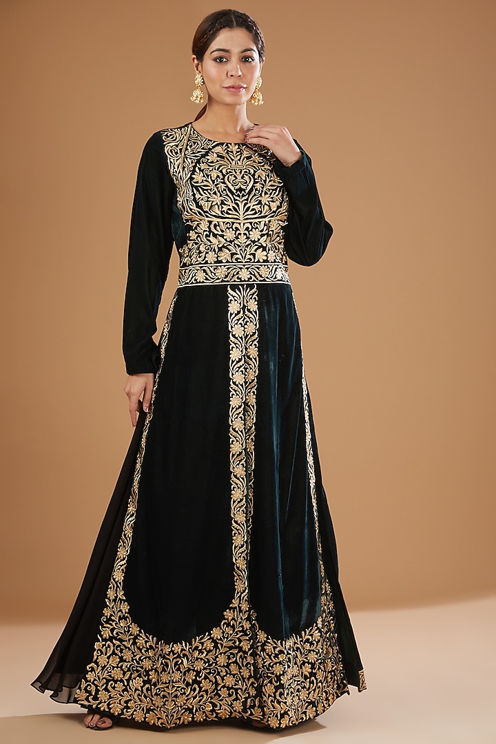 Emerald Green Embroidered Gown by GENDAPHOOL