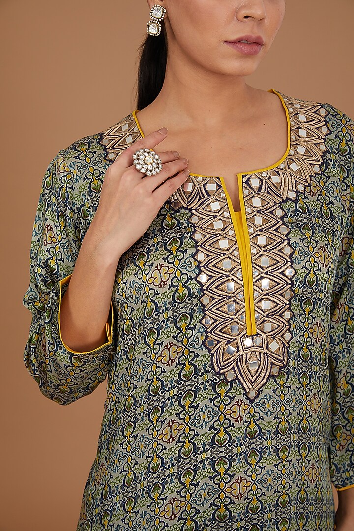 Green Satin Mirror Embroidered Kurta by GENDAPHOOL at Pernia's Pop Up Shop