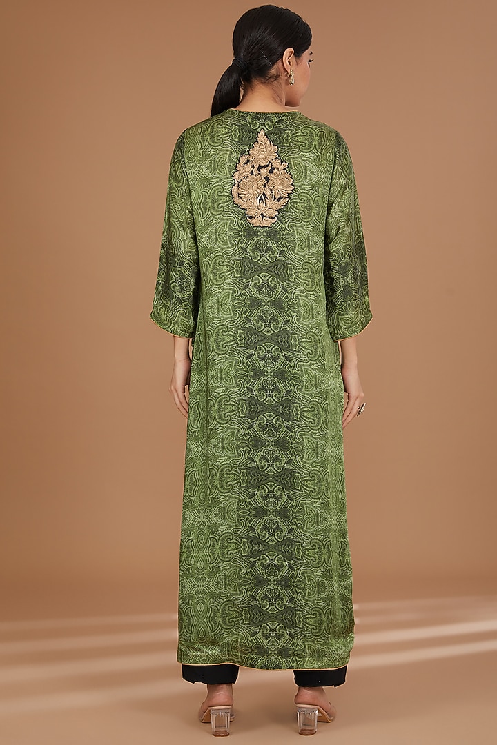 Green Satin Zari Embroidered Kurta by GENDAPHOOL at Pernia's Pop Up Shop