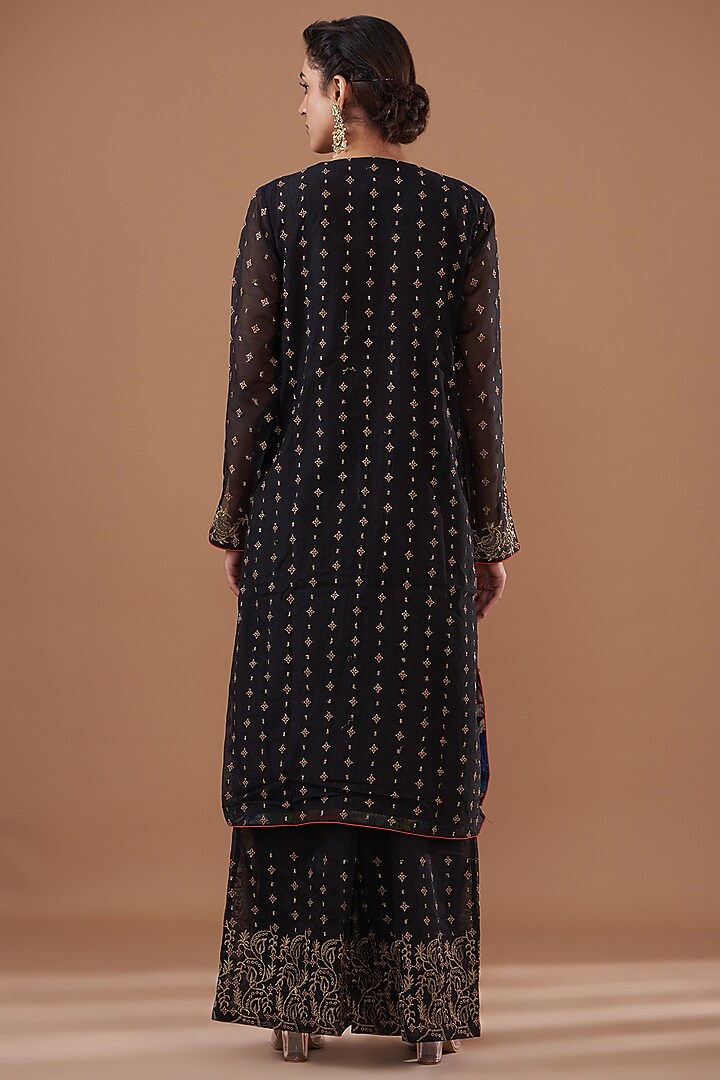 Black Chanderi Zari Embroidered Kurta Set by GENDAPHOOL at Pernia's Pop Up Shop