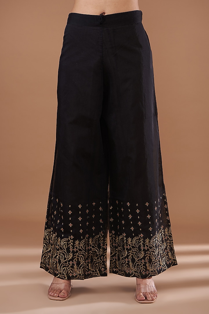 Black Chanderi Zari Embroidered Kurta Set by GENDAPHOOL at Pernia's Pop Up Shop