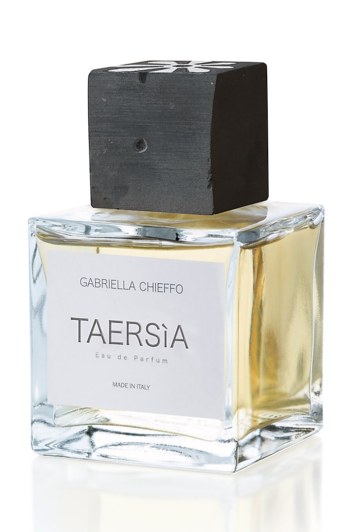 Sophisticated & Sensual Fragrance by Gabriella Cheiffo X Scentido