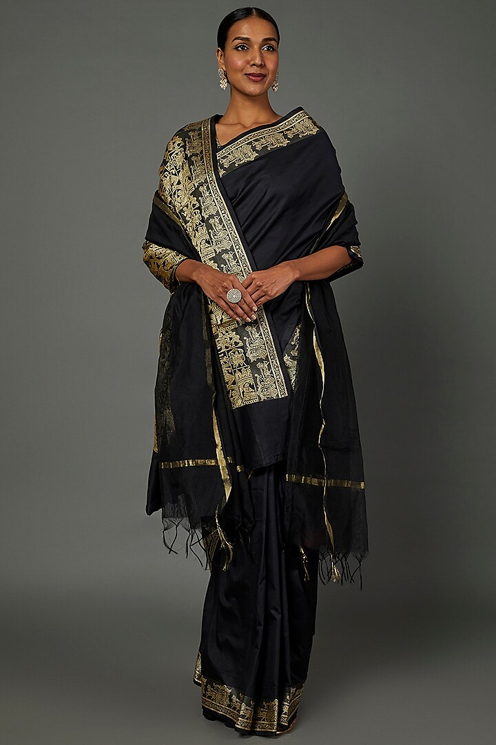 Black Ghicha Silk Woven Saree Set by Label GehnaSamah