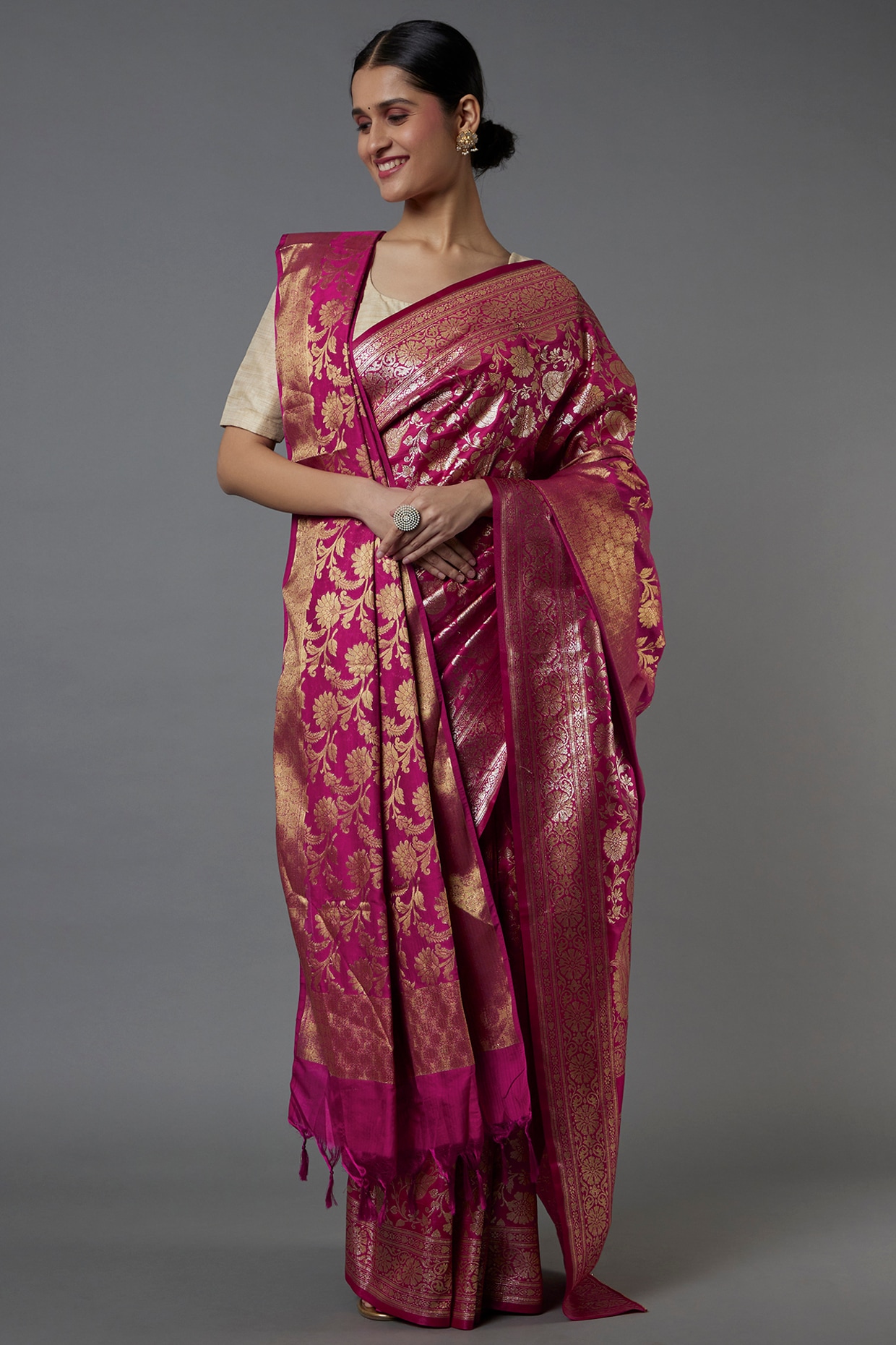 Buy BANARASI PATOLA Light Pink Satin Silk Solid Banarasi Saree With  Beautiful Embroidery And Stone Work In Body And Border | Shoppers Stop