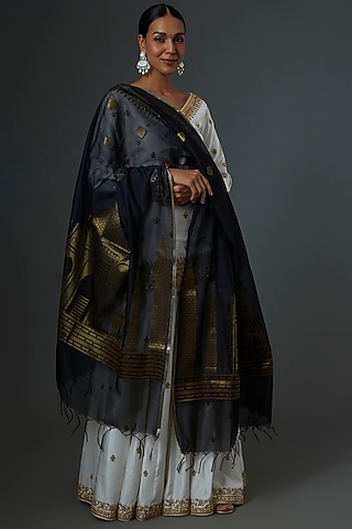 Black & Gold Mix Organza Stole by Label GehnaSamah