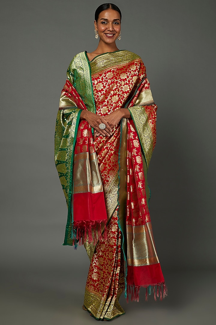 Red Ghicha Silk Woven Saree Set by Label GehnaSamah