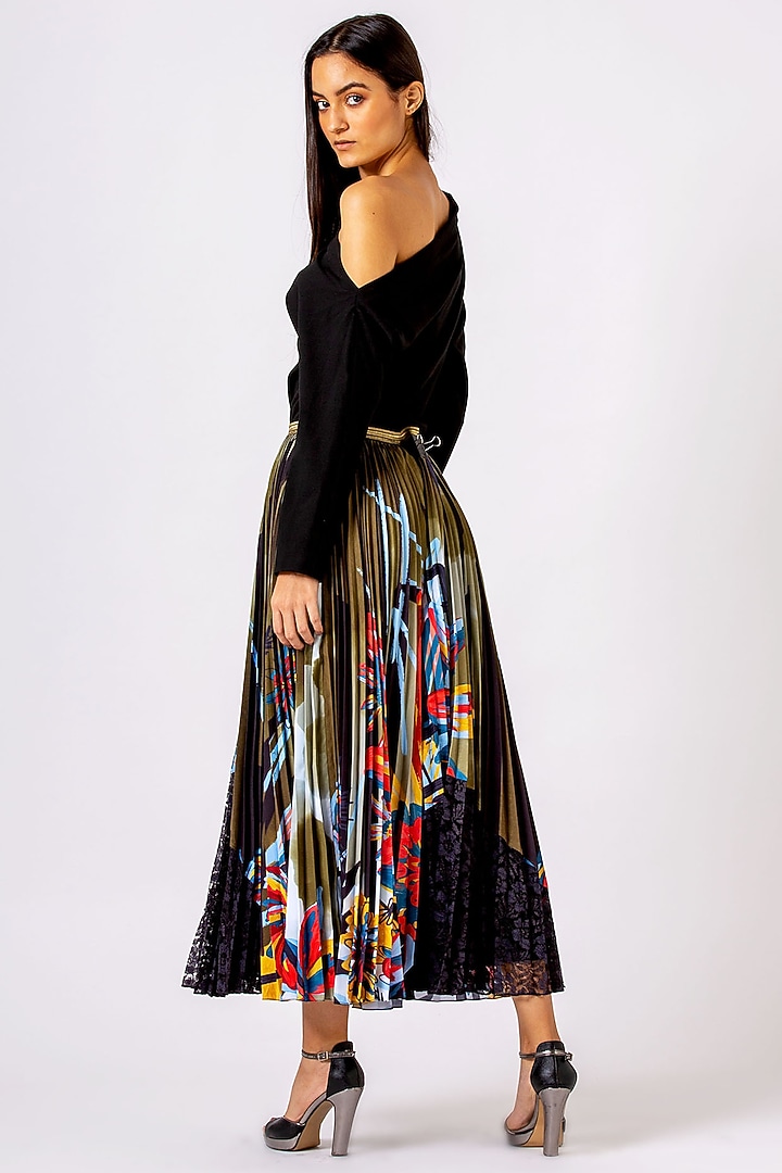 Green Pleated Skirt With Lace Insert by Geisha Designs at Pernia's Pop Up Shop