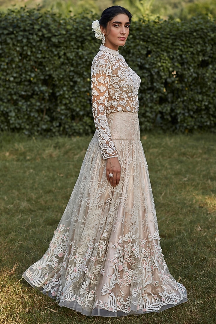 Off White Embroidered Bridal Lehenga With Blouse by Geisha Designs at Pernia's Pop Up Shop