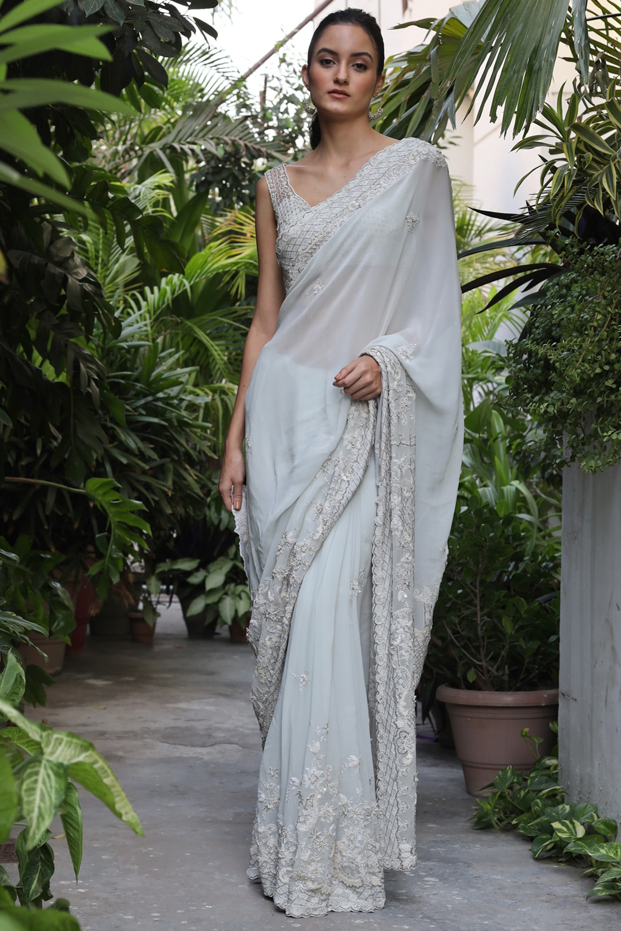 efashion.lk - The beautiful white saree with blue polka... | Facebook