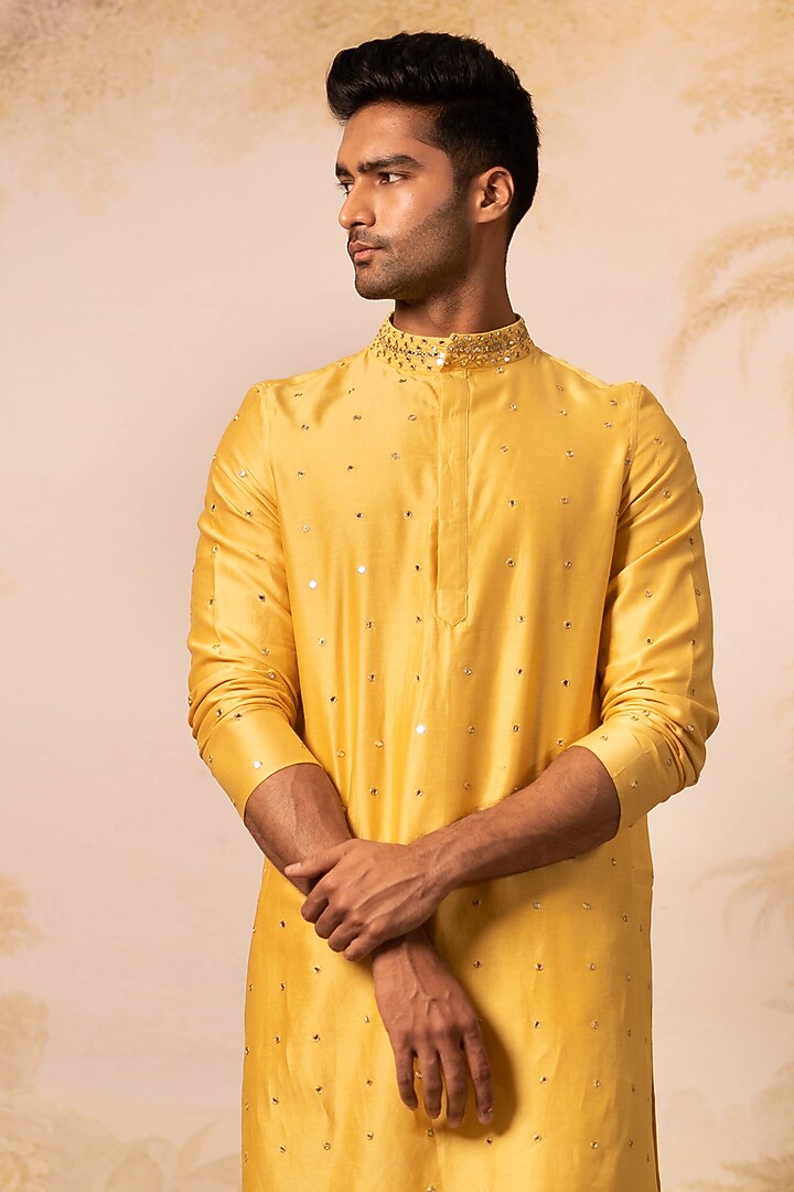 Yellow Chanderi Kurta Set by Geethika Kanumilli Men at Pernia's Pop Up Shop