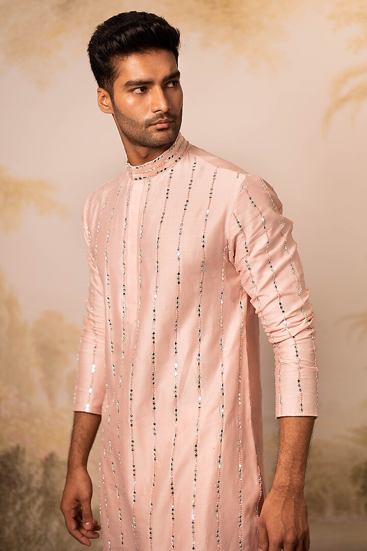 Peach Chanderi Kurta Set by Geethika Kanumilli Men at Pernia's Pop Up Shop
