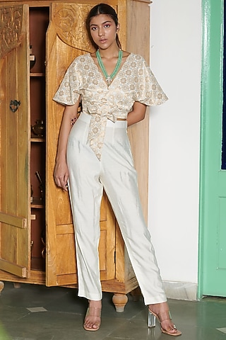 White & Gold Banarasi Brocade Pant Set by Gg by asha gautam