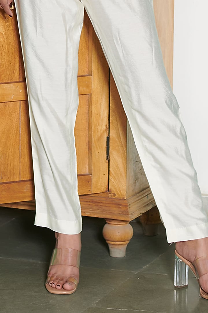 White & Gold Banarasi Brocade Pant Set by Gg by asha gautam at Pernia's Pop Up Shop