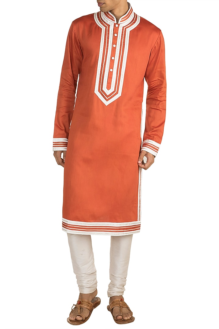 Orange Gota Patti Kurta by Gagan Oberoi at Pernia's Pop Up Shop