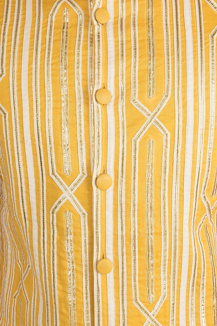 Mango Yellow Embroidered Wedding Sherwani by Gagan Oberoi at Pernia's Pop Up Shop