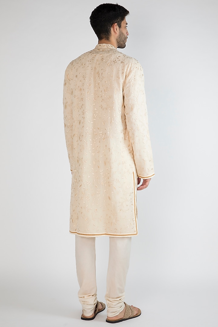 Light Beige Embroidered Kurta by Gagan Oberoi at Pernia's Pop Up Shop