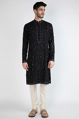 Black Embroidered Georgette Kurta by Gagan Oberoi
