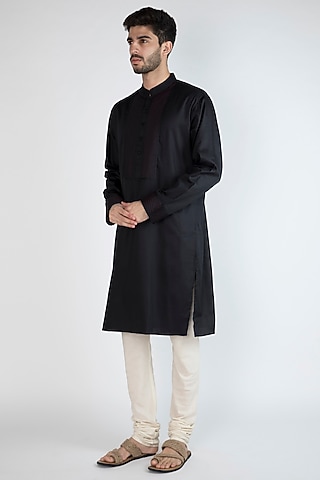 Black Kurta With Detailed Yoke by Gagan Oberoi
