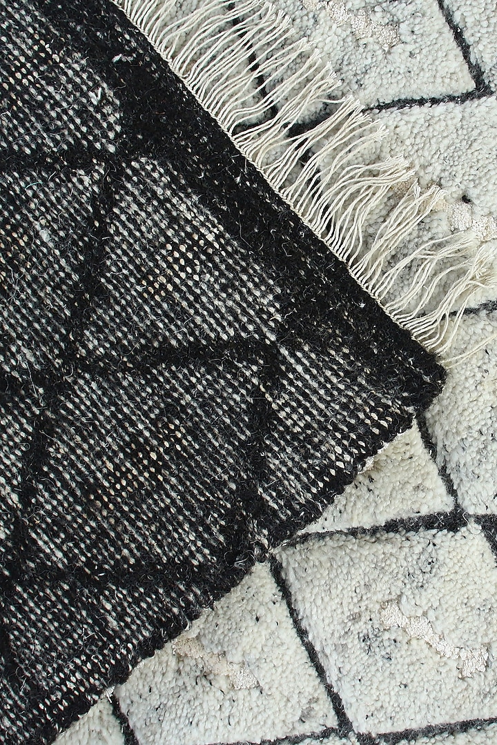 Off-White Hand-Knotted Carpet by Ghar Ghar at Pernia's Pop Up Shop
