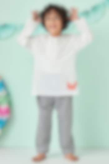 White Cotton Printed Nightsuit by Giggle Buns at Pernia's Pop Up Shop