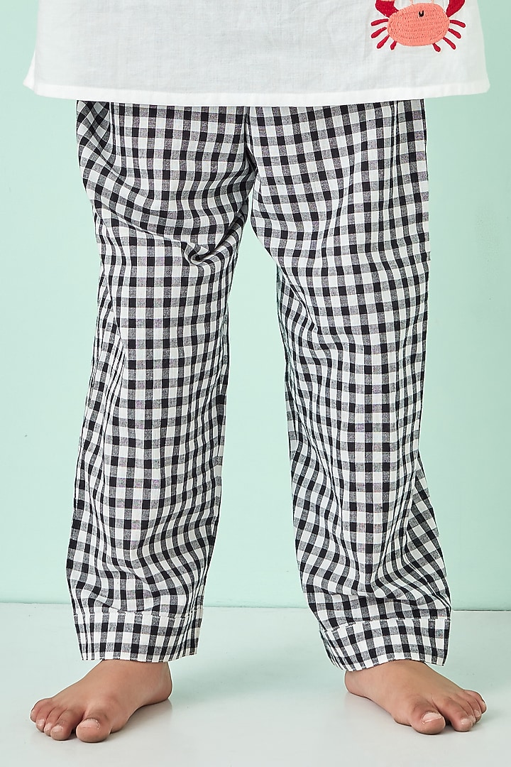 White Cotton Printed Nightsuit by Giggle Buns at Pernia's Pop Up Shop