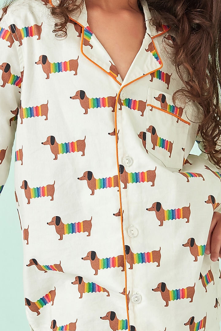 Off White Cotton Printed Night Suit by Giggle Buns at Pernia's Pop Up Shop