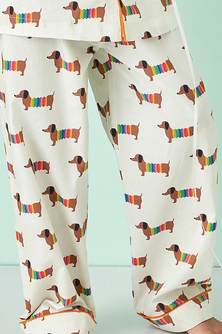 Off White Cotton Printed Night Suit by Giggle Buns at Pernia's Pop Up Shop