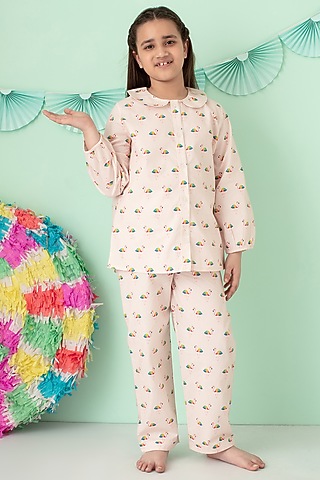 Pink Printed Night Suit For Girls by Giggle Buns