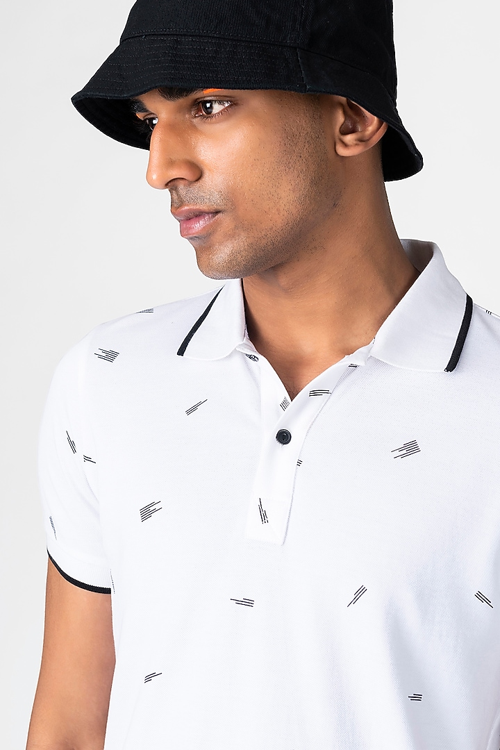 White Printed T-Shirt In Pique by Genes Lecoanet Hemant Men at Pernia's Pop Up Shop