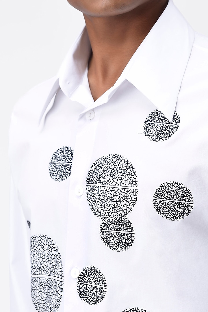 White Thread Embroidered Summer Shirt by Genes Lecoanet Hemant Men at Pernia's Pop Up Shop