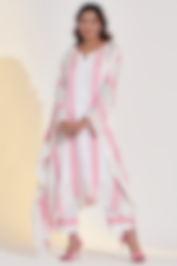 Ivory & Pink Striped Kaftan Set by Glittire by Sakshi Verma at Pernia's Pop Up Shop