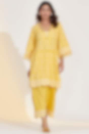 Sunshine Yellow Cotton Linen Embroidered Kurta Set by Glittire by Sakshi Verma at Pernia's Pop Up Shop