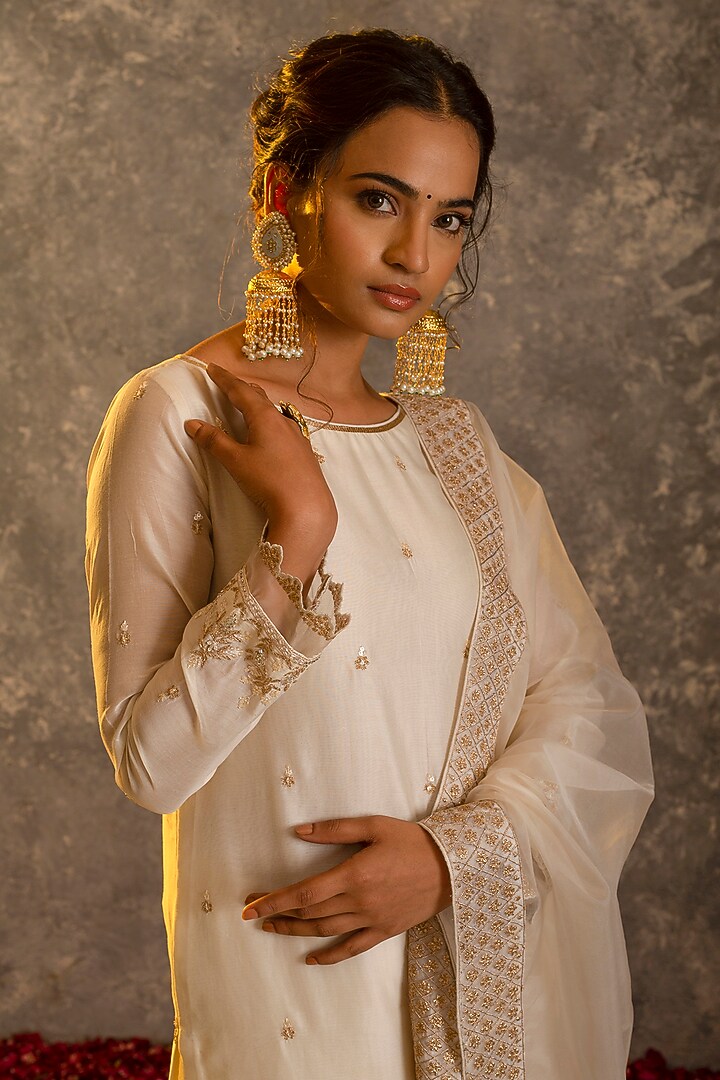 Pearl White Silk Chanderi Kurta Set by Glittire by Sakshi Verma at Pernia's Pop Up Shop