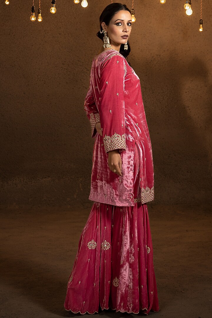 Rogue Pink Silk Velvet Gharara Set by Glittire by Sakshi Verma at Pernia's Pop Up Shop
