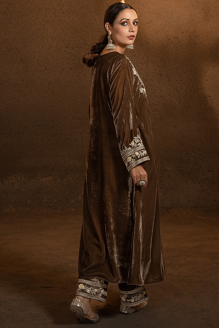 Deep Taupe Embroidered Kurta Set by Glittire by Sakshi Verma at Pernia's Pop Up Shop